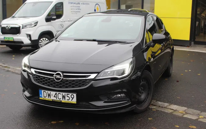 dolnośląskie Opel Astra cena 55900 przebieg: 72038, rok produkcji 2018 z Wrocław